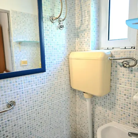 Luka's House - Zf Hvar Inn