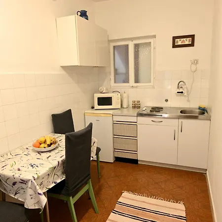 Luka's House - Zf Hvar *