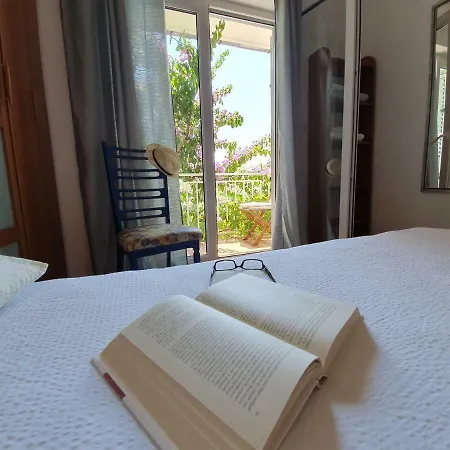 Luka's House - Zf Hvar Inn