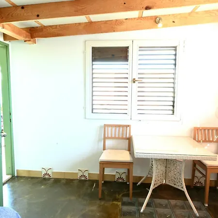 Luka's House - Zf Hvar Хвар