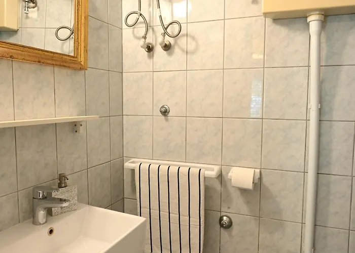 Мини-отель Luka's House - Zf Hvar