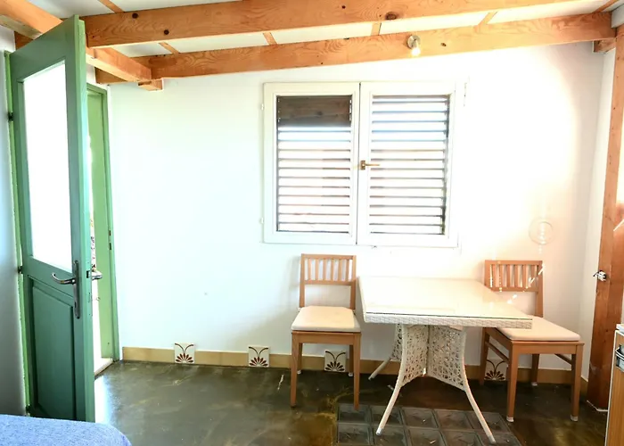 Luka's House - Zf Hvar Хвар